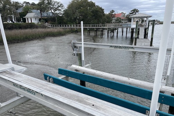 New Home Boat Lifts