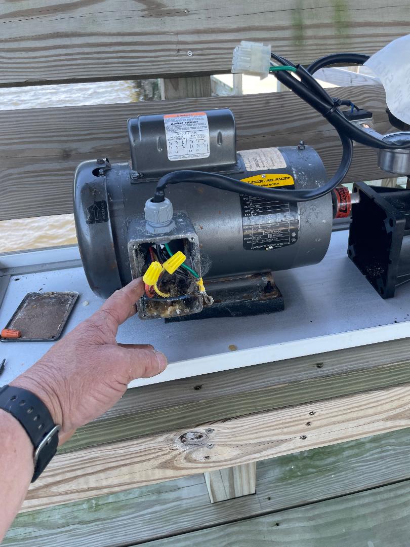 Motor Repair Boat Lift