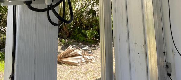 Cargo Lift Auto Stops